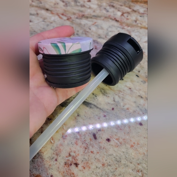 Corkcicle 20 oz Sport Canteen - Pink Luau 🌺🌴 - Picture 7 of 7